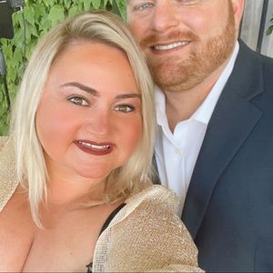 Meet your Posher, Devin